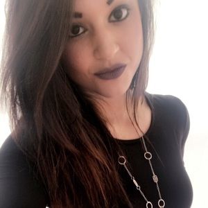 Meet your Posher, Jasmin